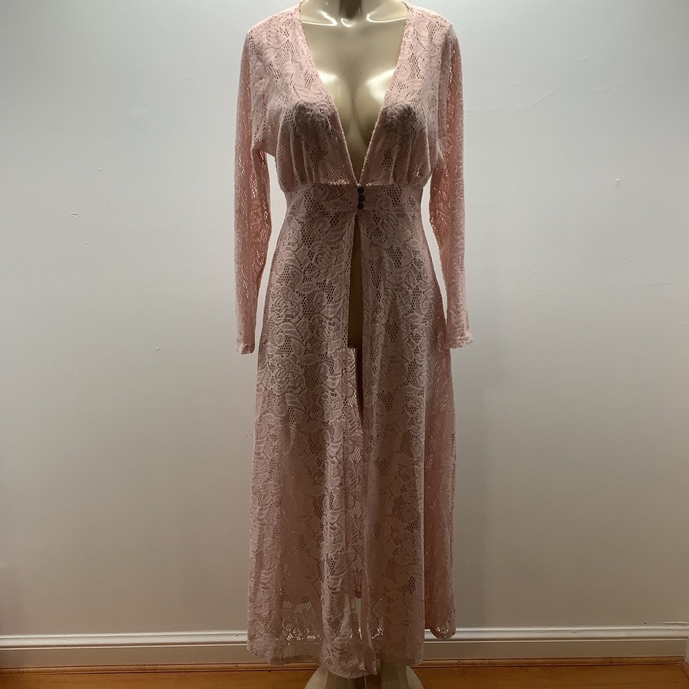 Emperice Size Medium Knitted Cover Up 3 Button Closure Long Sleeve. New No Tag